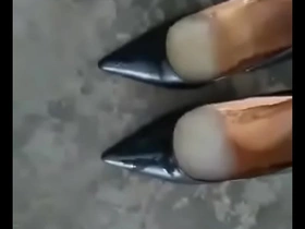 High heels sperm